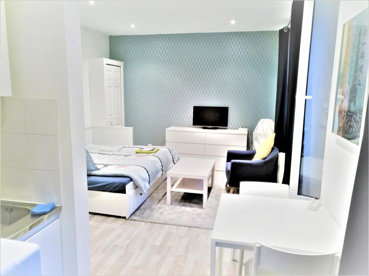 Appartement Proche Centre Ville, Gare Et Autoroute Melun Luaran gambar
