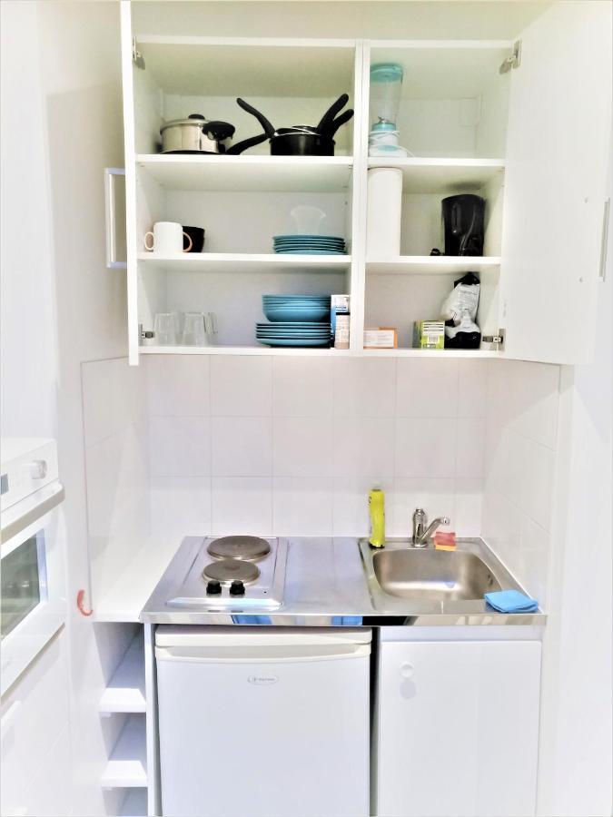 Appartement Proche Centre Ville, Gare Et Autoroute Melun Luaran gambar