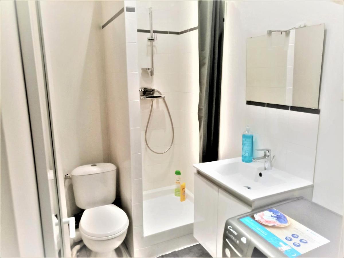 Appartement Proche Centre Ville, Gare Et Autoroute Melun Luaran gambar