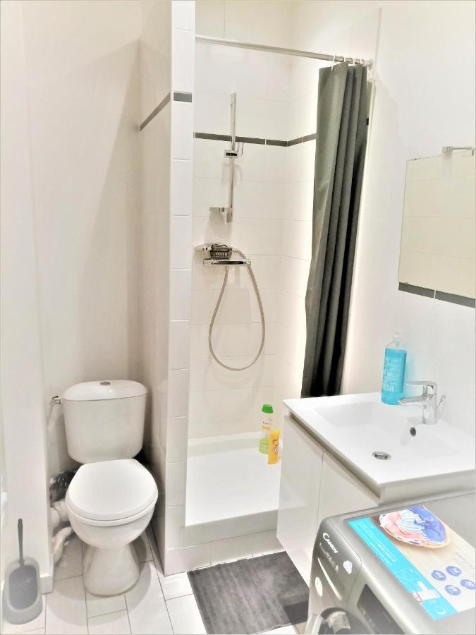 Appartement Proche Centre Ville, Gare Et Autoroute Melun Luaran gambar