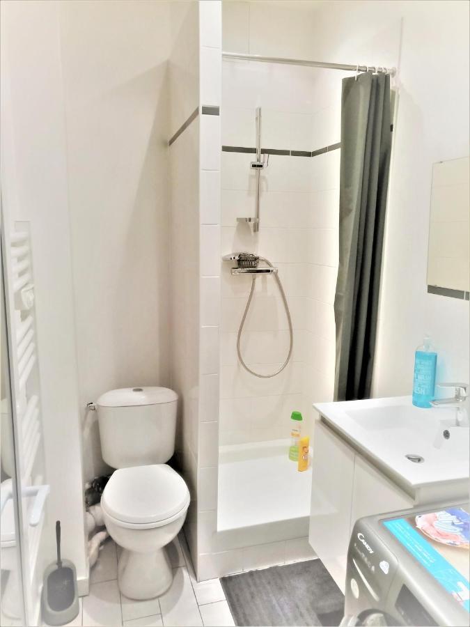 Appartement Proche Centre Ville, Gare Et Autoroute Melun Luaran gambar